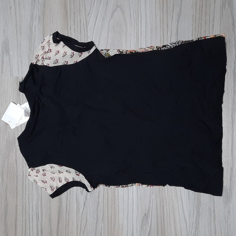 Bila top size small NWT - Picture 7 of 7